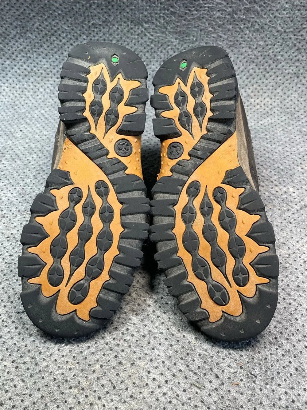 Timberland Mountain Maddsen Waterproof Hiking Boots Size 6 Boys